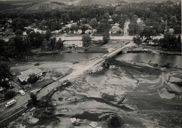 Scene1972flood020.jpg